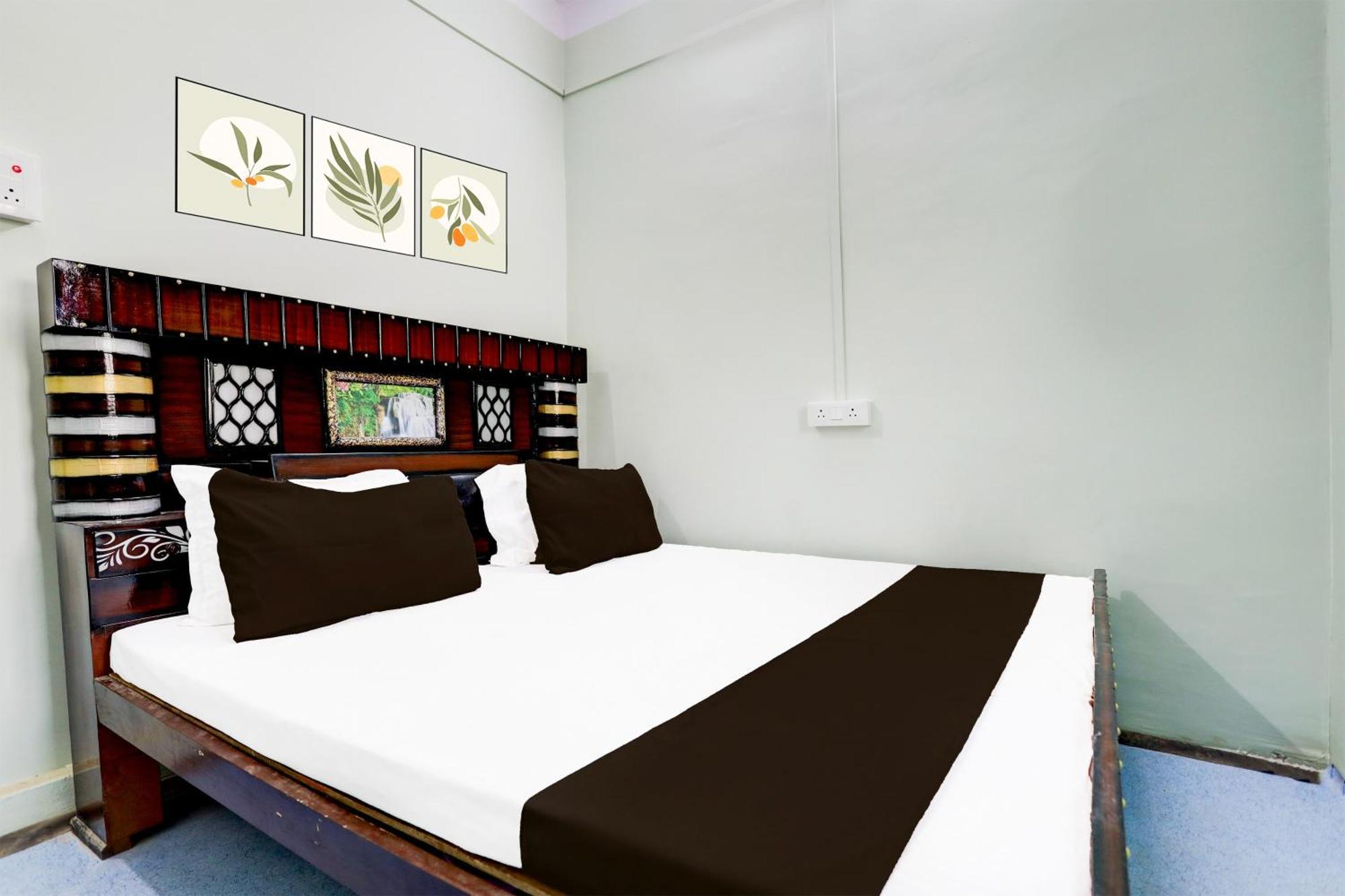 Hotel O V.K. Hotel Prayagraj Exterior photo